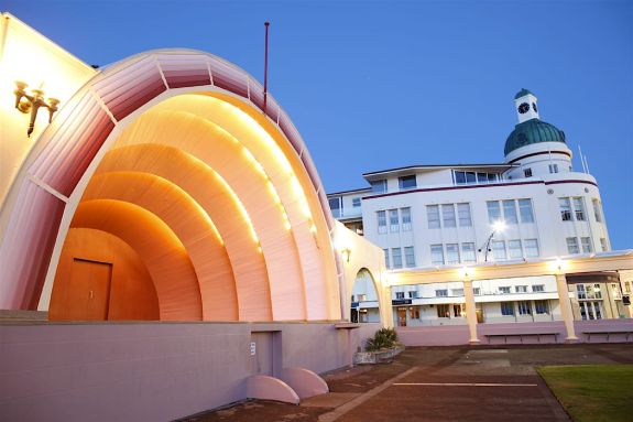 Visit Napier