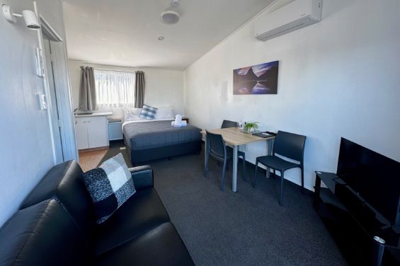 1-Bedroom Unit